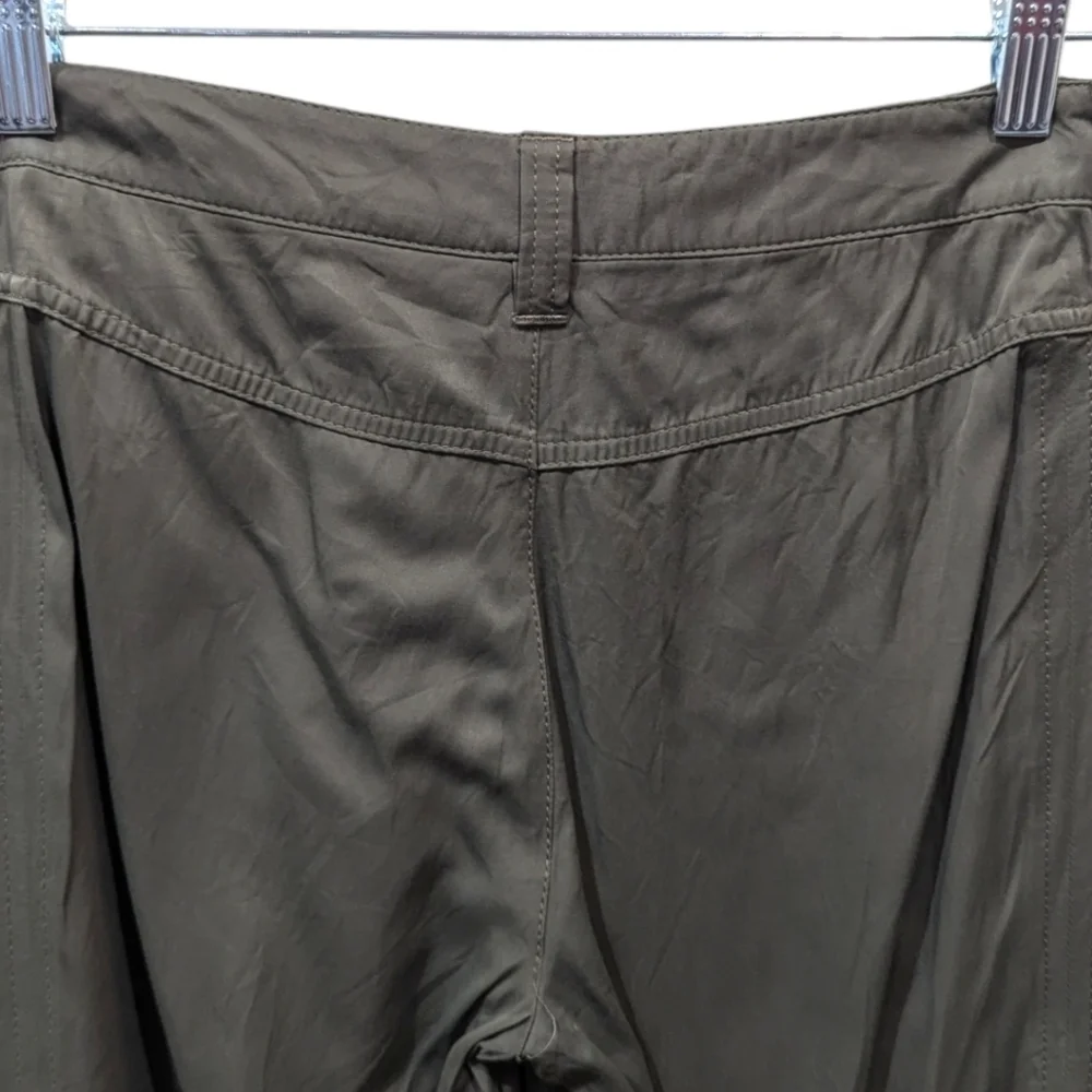 Oui Collection Lightweight Soft Button Cuff Cropped Khaki Pants (2) - Picture 5 of 8